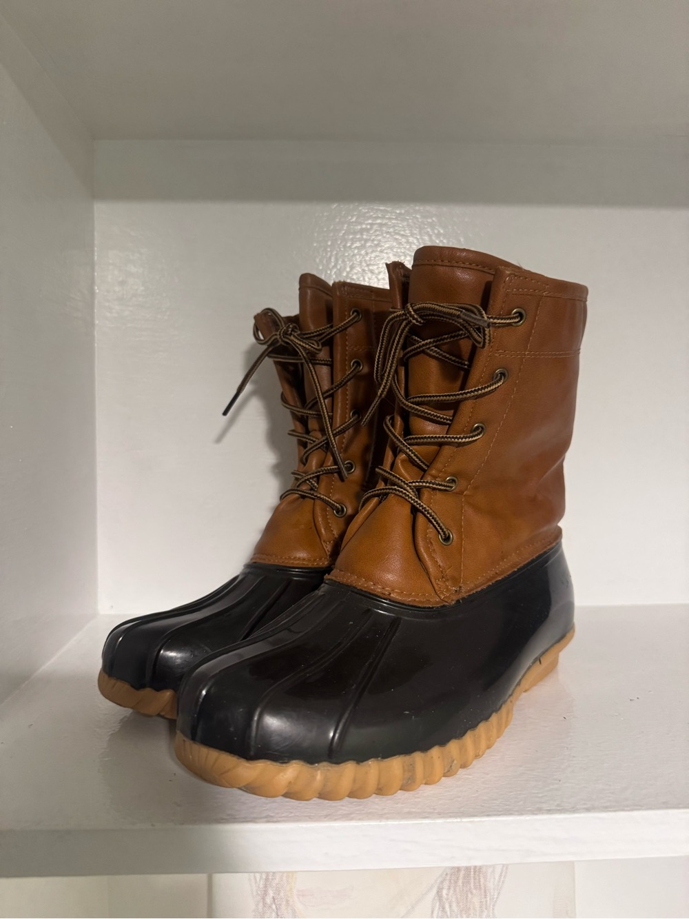Sporto Arianna Duck Boots – Women’s Size 9